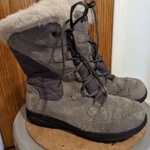 Snow Boots